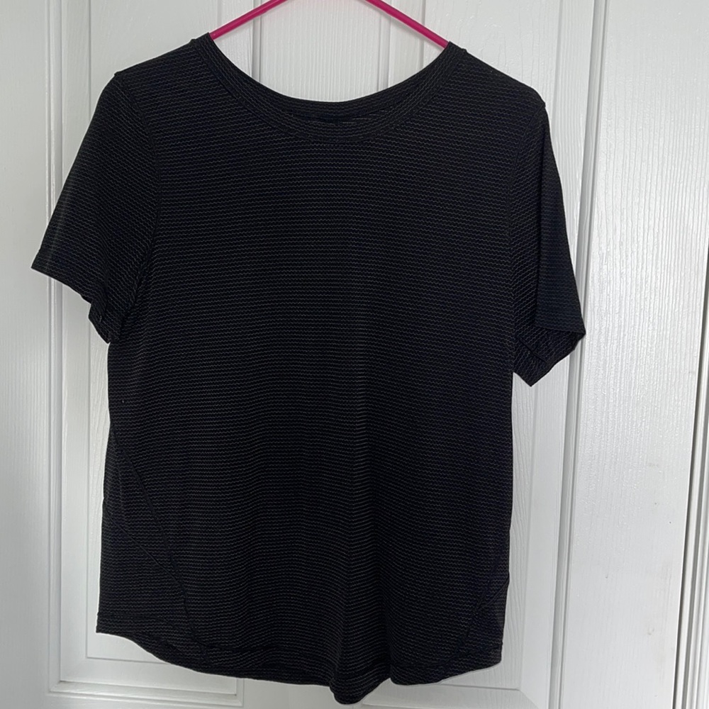 Lululemon T Shirt